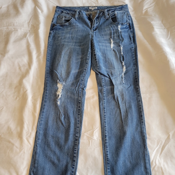 Fashion Bug Mid-Calf Distressed Jeans Size 6 - Picture 2 of 3